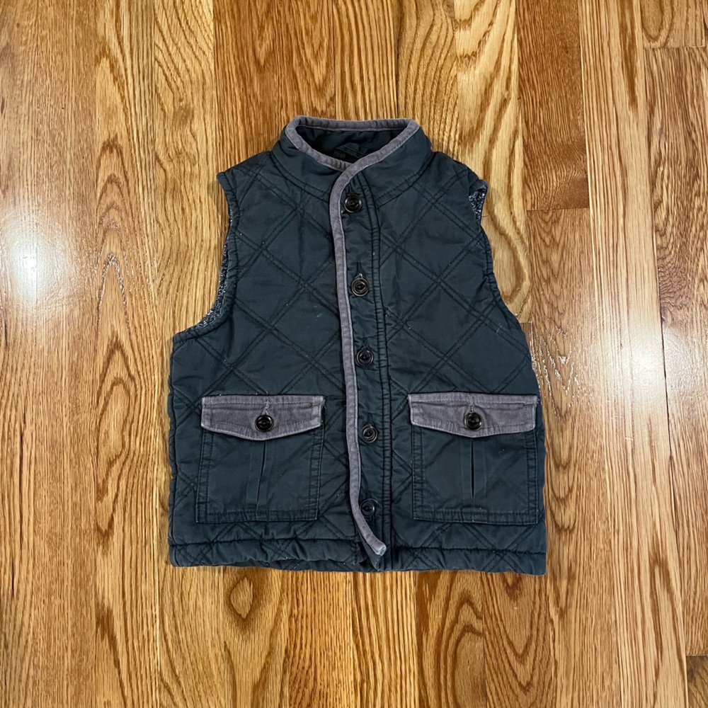 Oshkosh B’gosh Vest (3T)